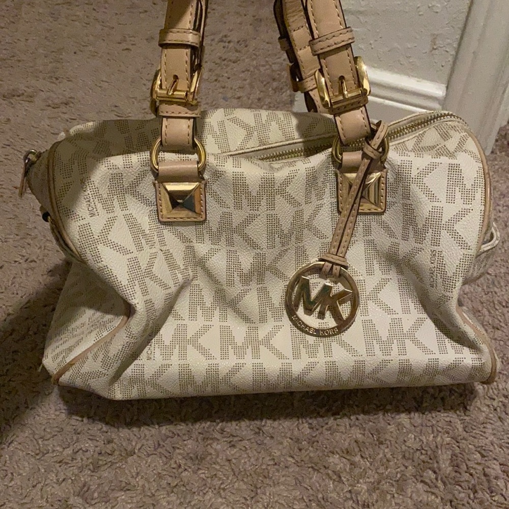 MK Purse